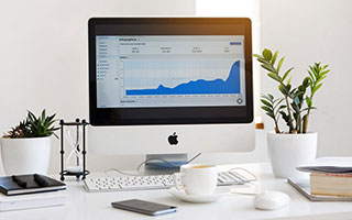 aoa体育馆-利物浦迎战曼城，双方实力对比引人期待