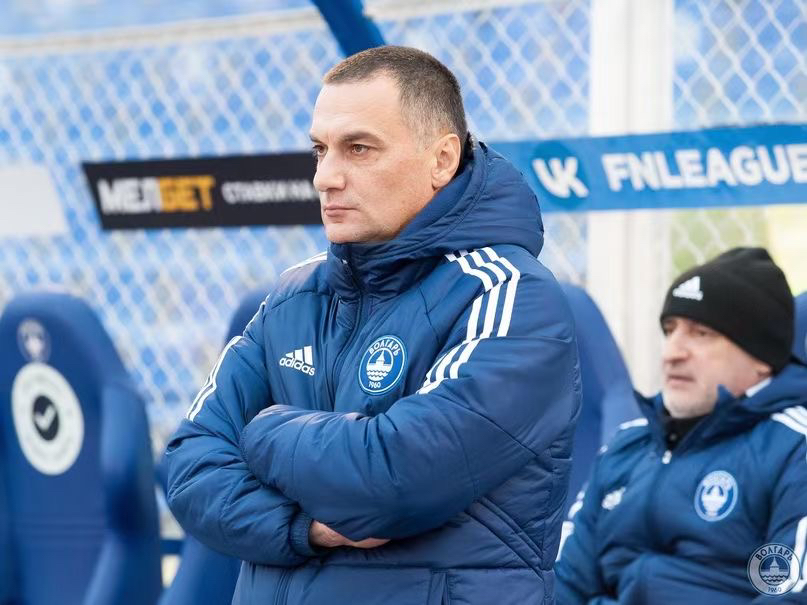 aoa体育官网-里尔战绩不佳，主教练面临解职危机(里尔战绩不佳,主教练面临解职危机怎么办)