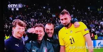 aoa体育娱乐-包含蓝衣军团士气高涨联赛胜利乃大势所趋的词条