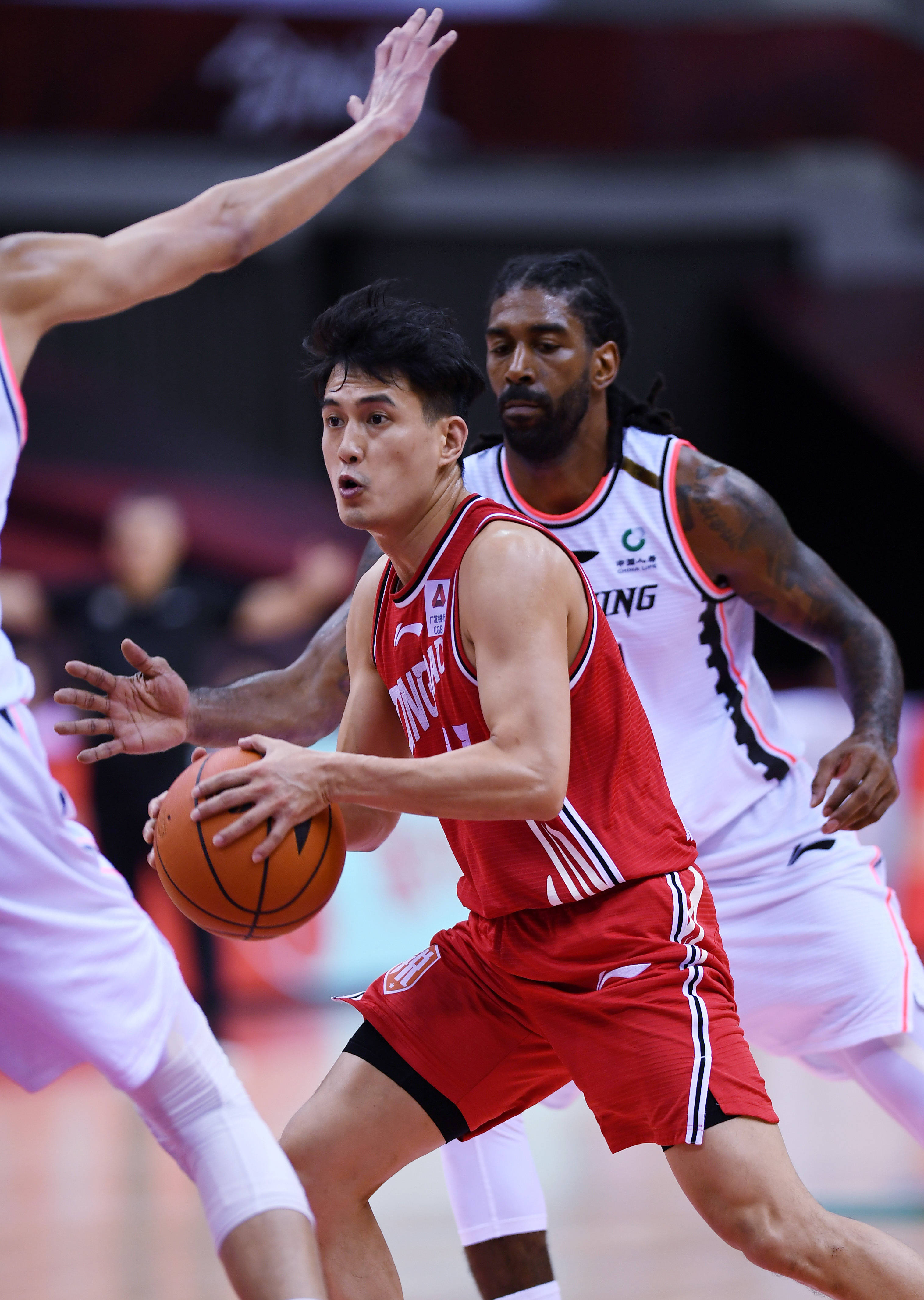 球员技艺精湛,为球队带来连胜 球员技艺精湛,为球队带来连胜