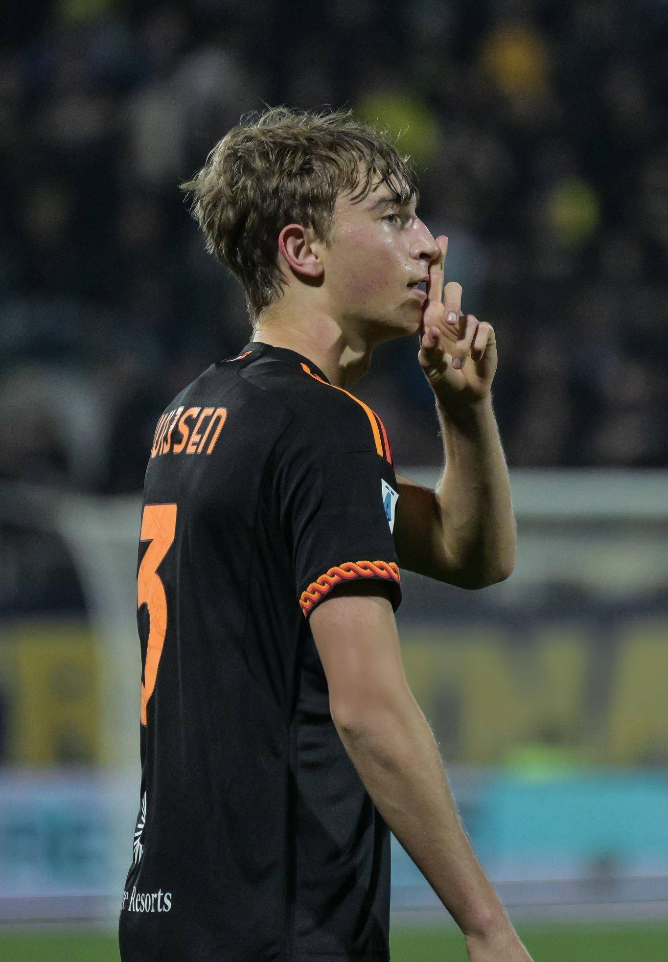 雷恩客场大胜罗马,客场取得重要胜利 雷恩客场大胜罗马,客场取得重要胜利