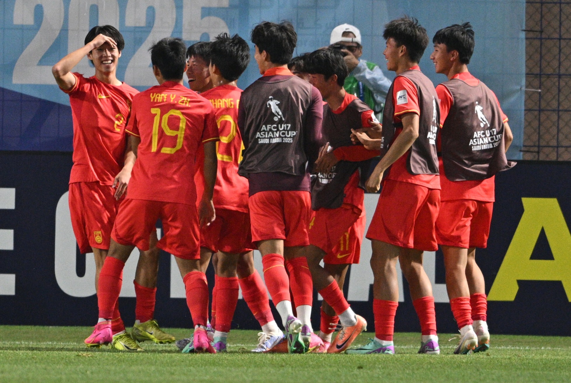 亚洲杯决赛:泰国队一举夺冠 亚洲杯决赛:泰国队一举夺冠