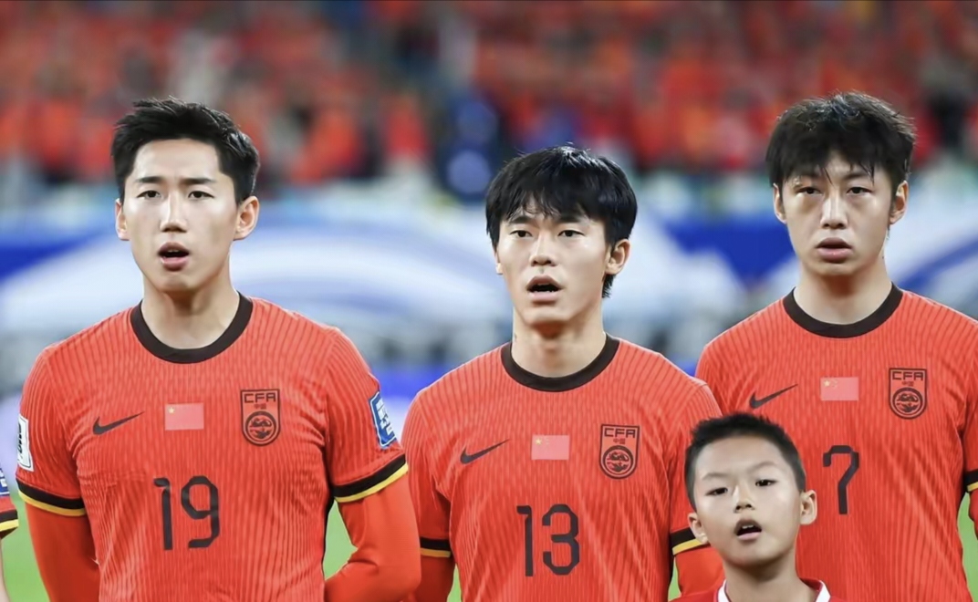 精彩进球瞬间,赛场激情高涨不停的简单介绍 精彩进球瞬间,赛场激情高涨不停的简单介绍