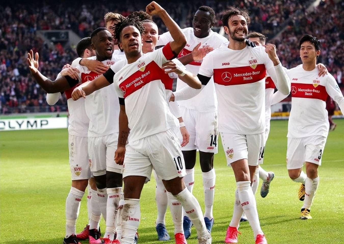 aoa体育娱乐-斯图加特球员迎来破门良机打开胜利之门