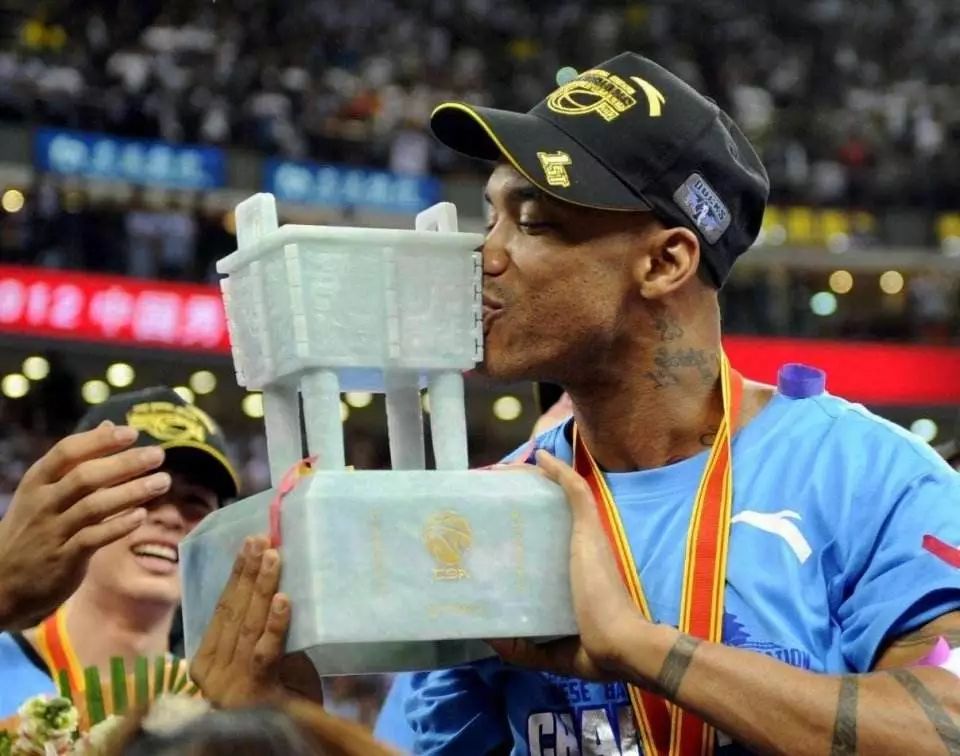 包含高定签约教练呼声高涨,球队前景锦上添花的词条 包含高定签约教练呼声高涨,球队前景锦上添花的词条