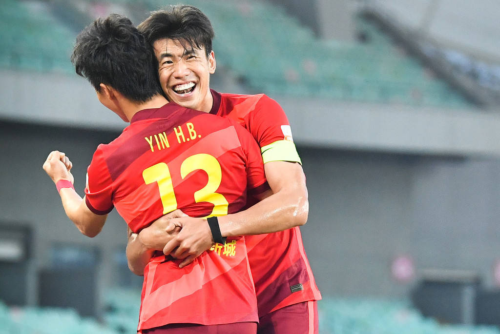 关于张呈栋在比赛中表现出色,球迷们赞不绝口的信息 关于张呈栋在比赛中表现出色,球迷们赞不绝口的信息