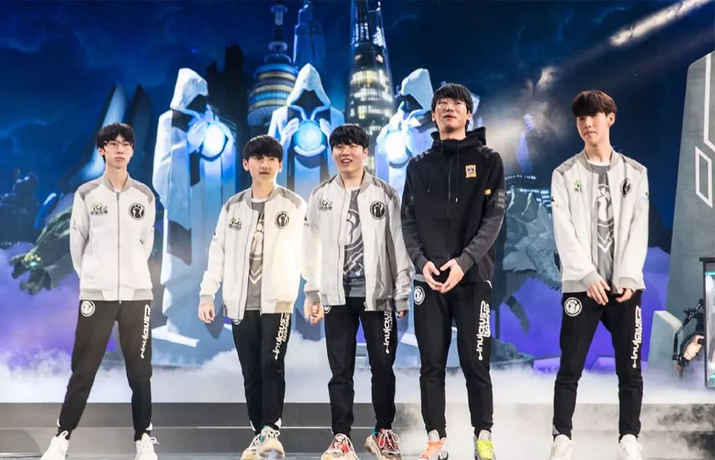 竞争激烈的季后赛中,两支劲旅会碰撞出怎样的火花的简单介绍 竞争激烈的季后赛中,两支劲旅会碰撞出怎样的火花的简单介绍