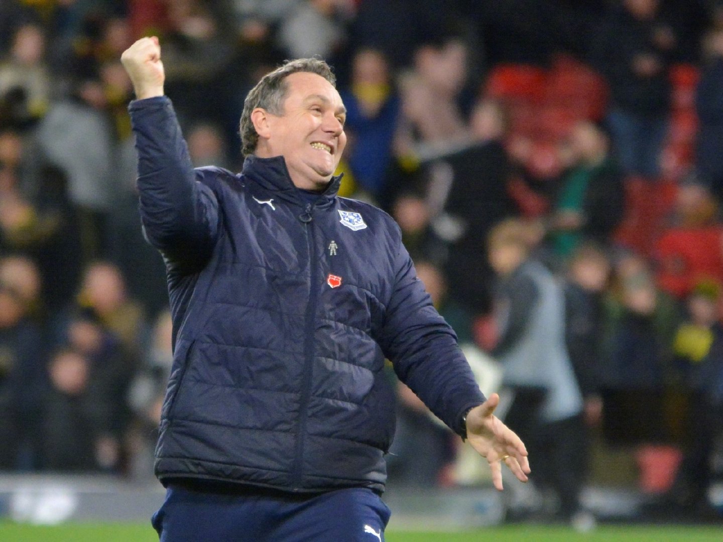 包含沃特福德队长领军球队逐渐走出低谷的词条 包含沃特福德队长领军球队逐渐走出低谷的词条