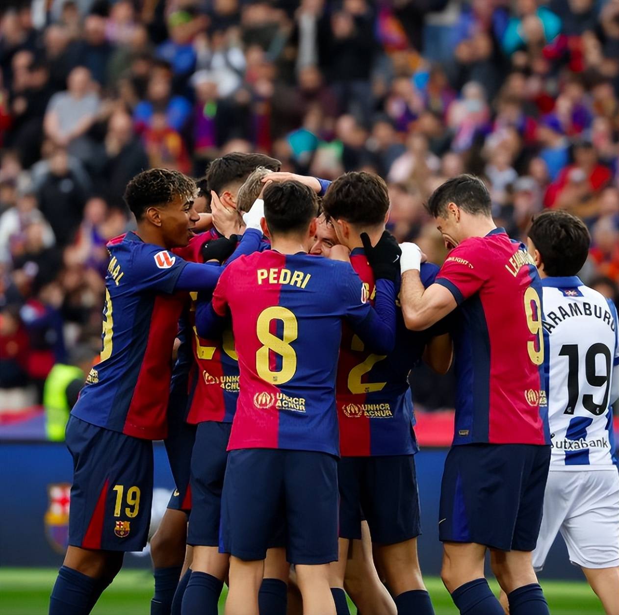 巴塞罗那主场大胜莱万特,保持不败战绩 巴塞罗那主场大胜莱万特,保持不败战绩