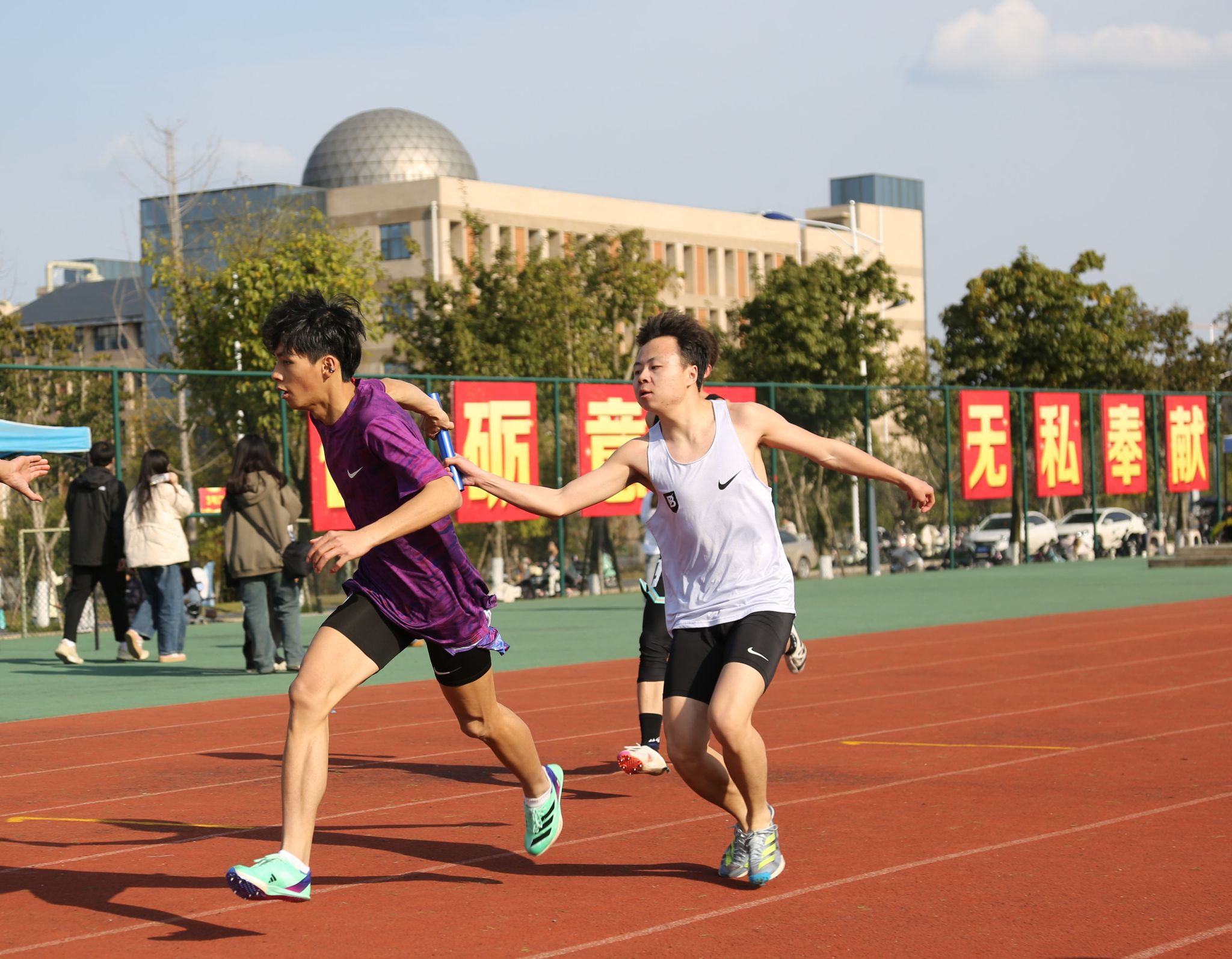 包含异彩纷呈的运动风采令人震撼的词条 包含异彩纷呈的运动风采令人震撼的词条