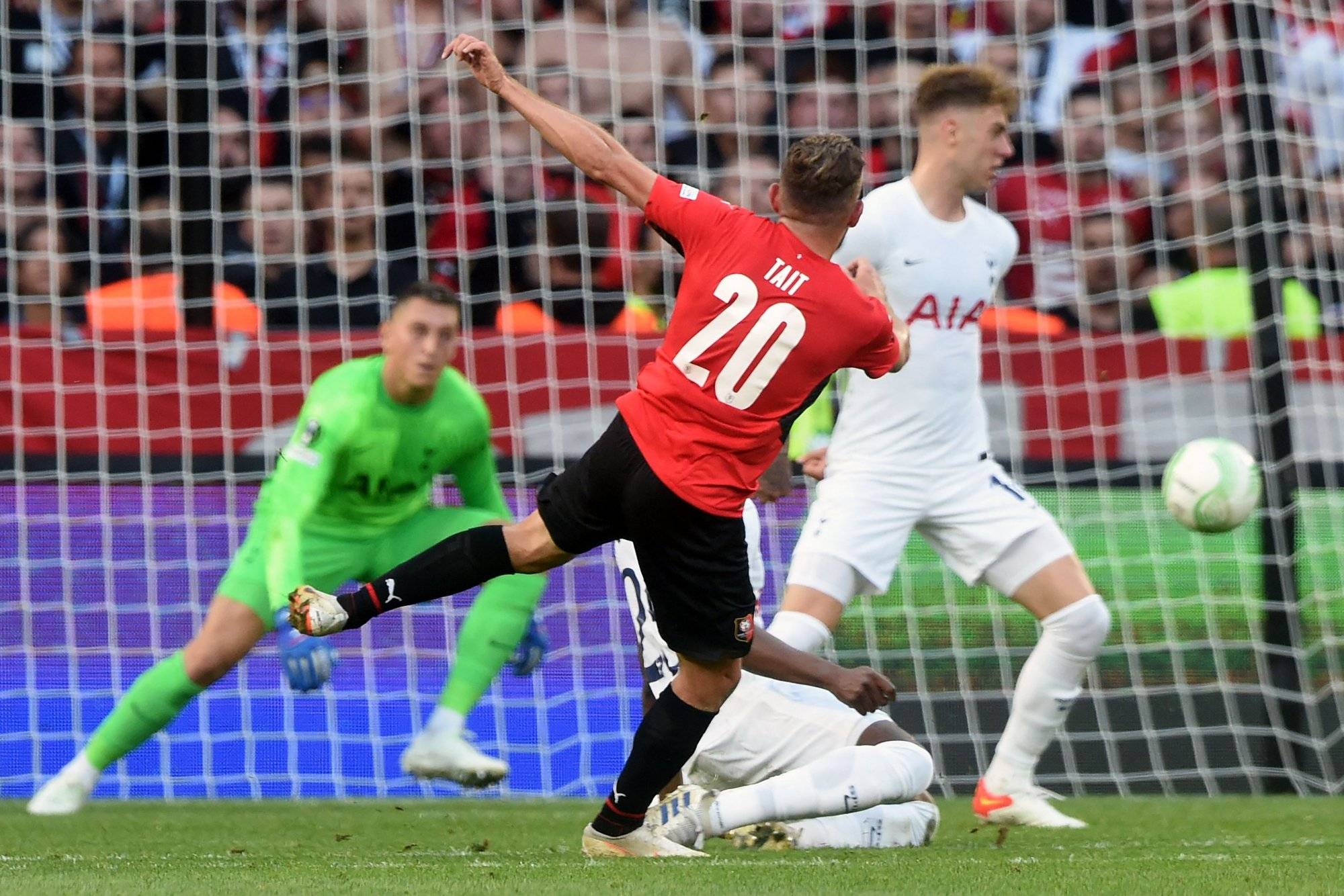 aoa体育培训-雷恩连胜在望，球队信心倍增的简单介绍