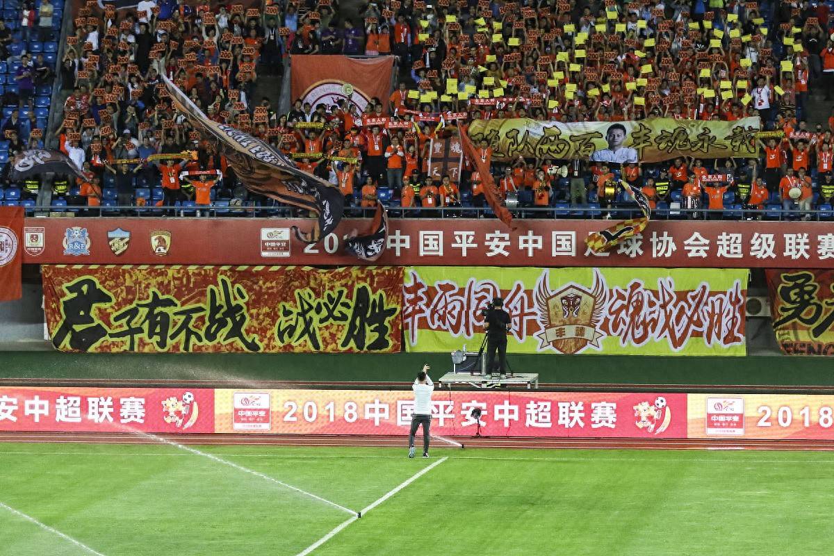 aoa体育直播-客场胜负难料，球队备战严谨