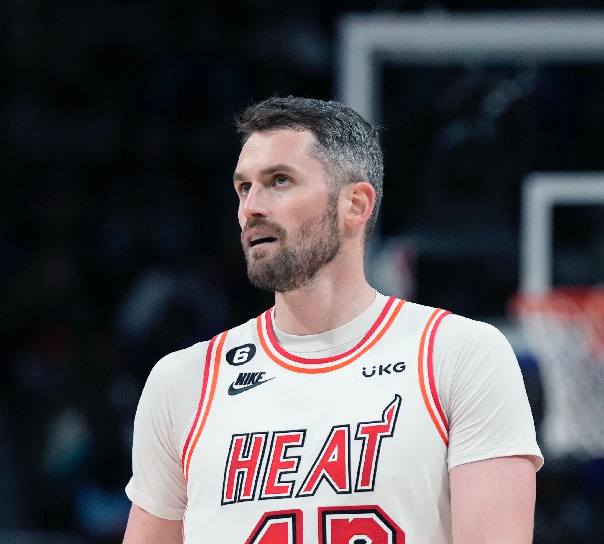 热火队再度迎战爵士队