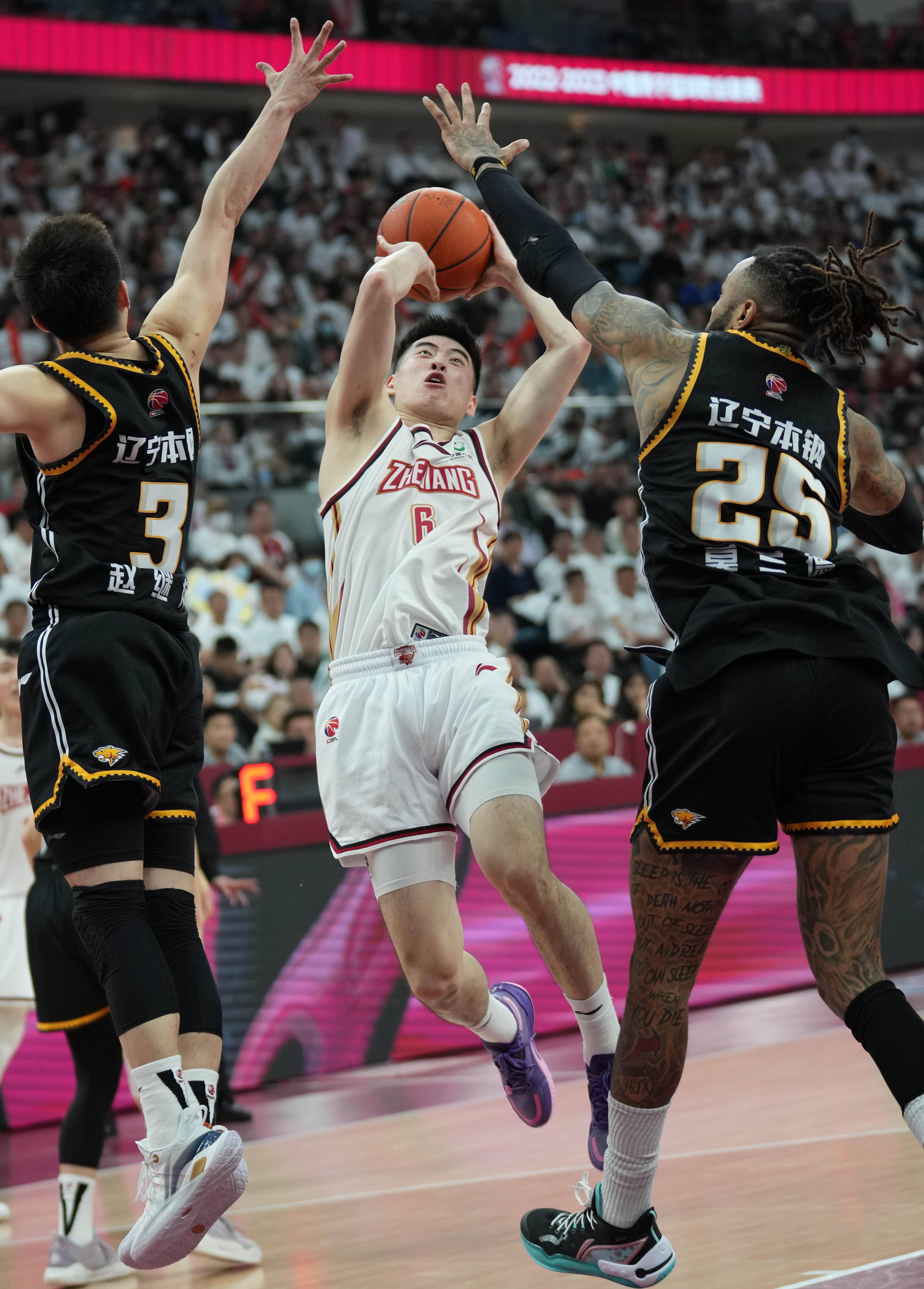 aoa体育官网-瑞士队输掉了比赛，陷入困境