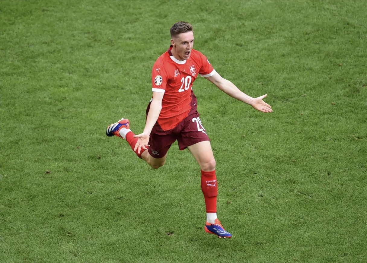 瑞士队输掉了比赛,陷入困境 瑞士队输掉了比赛,陷入困境